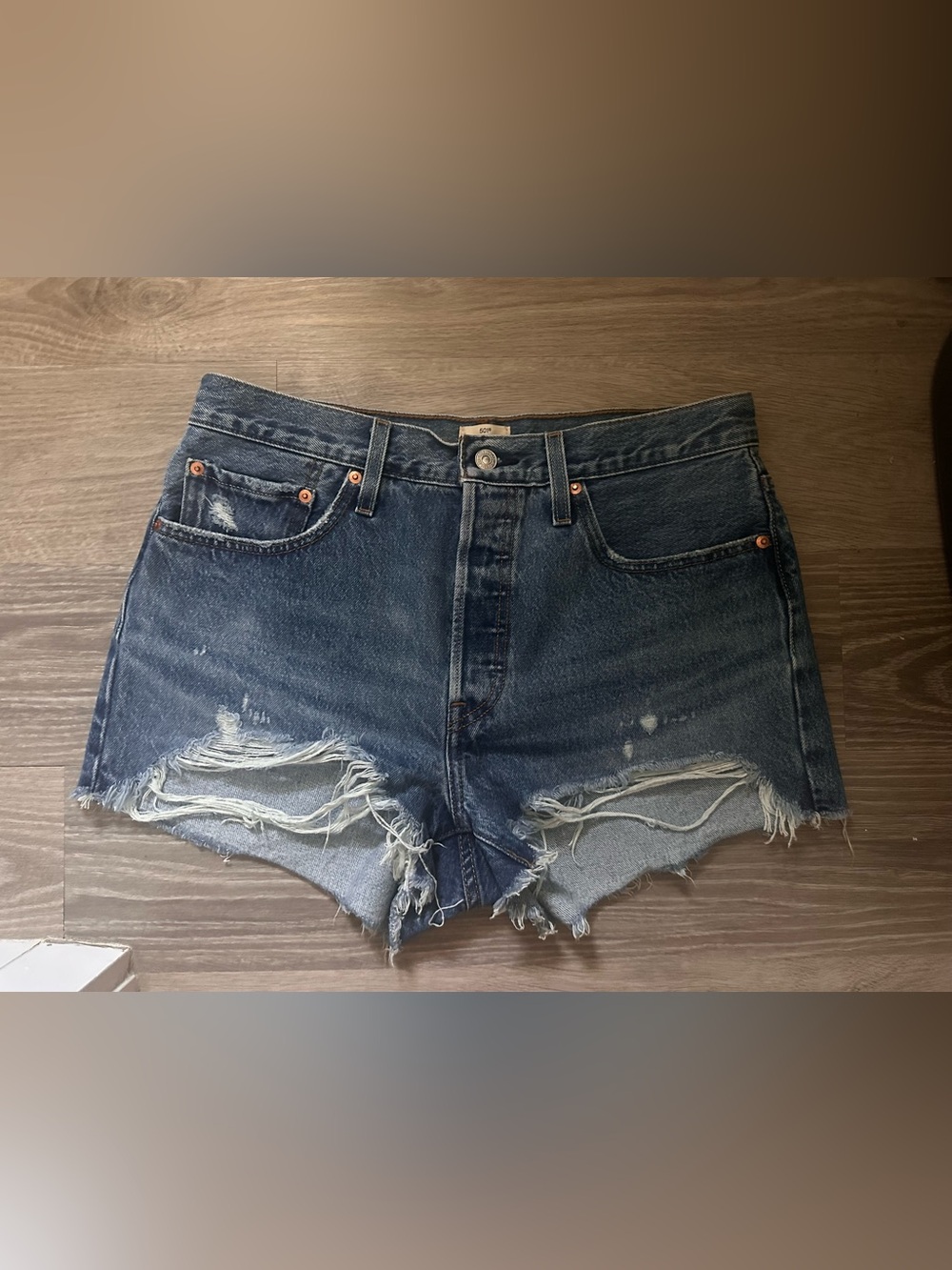Levi's Distressed Dark Blue 501 Highrise 31”